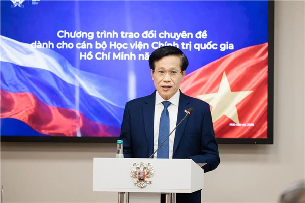 Đoàn cán bộ của Học viện Chính trị quốc gia Hồ Chí Minh nghiên cứu, học tập tại Liên bang Nga